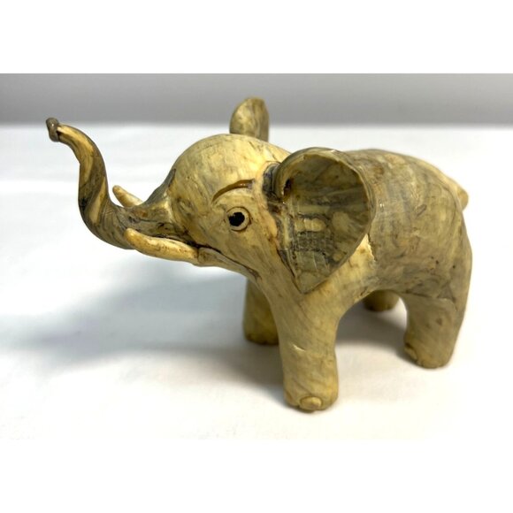 Hand-Carved Elephant Figurine Crushed Oyster shells - Picture 1 of 5